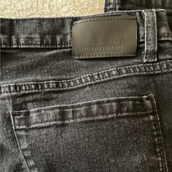 Perry Ellis Classic Black Men’s Jeans - Picture 2 of 10